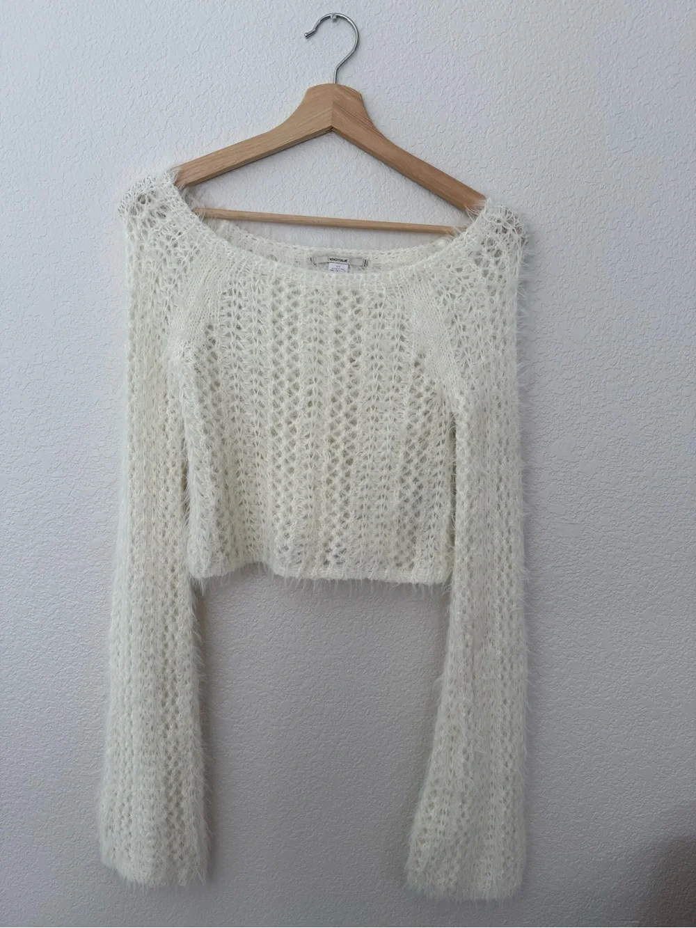 Kimchi Blue Urban Outfitters Ivory Fuzzy Open Knit Cropped Sweater S